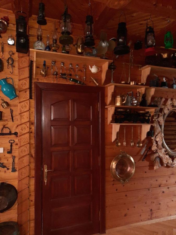Садиба У Крайлюків Γιαρέμτσε Εξωτερικό φωτογραφία
